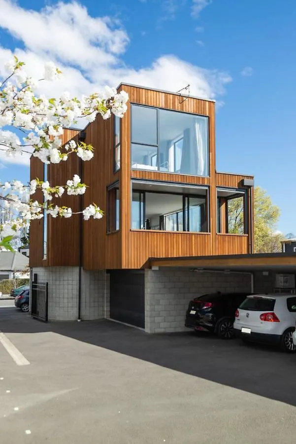 Kilmore Apartment - Christchurch Holiday Homes
