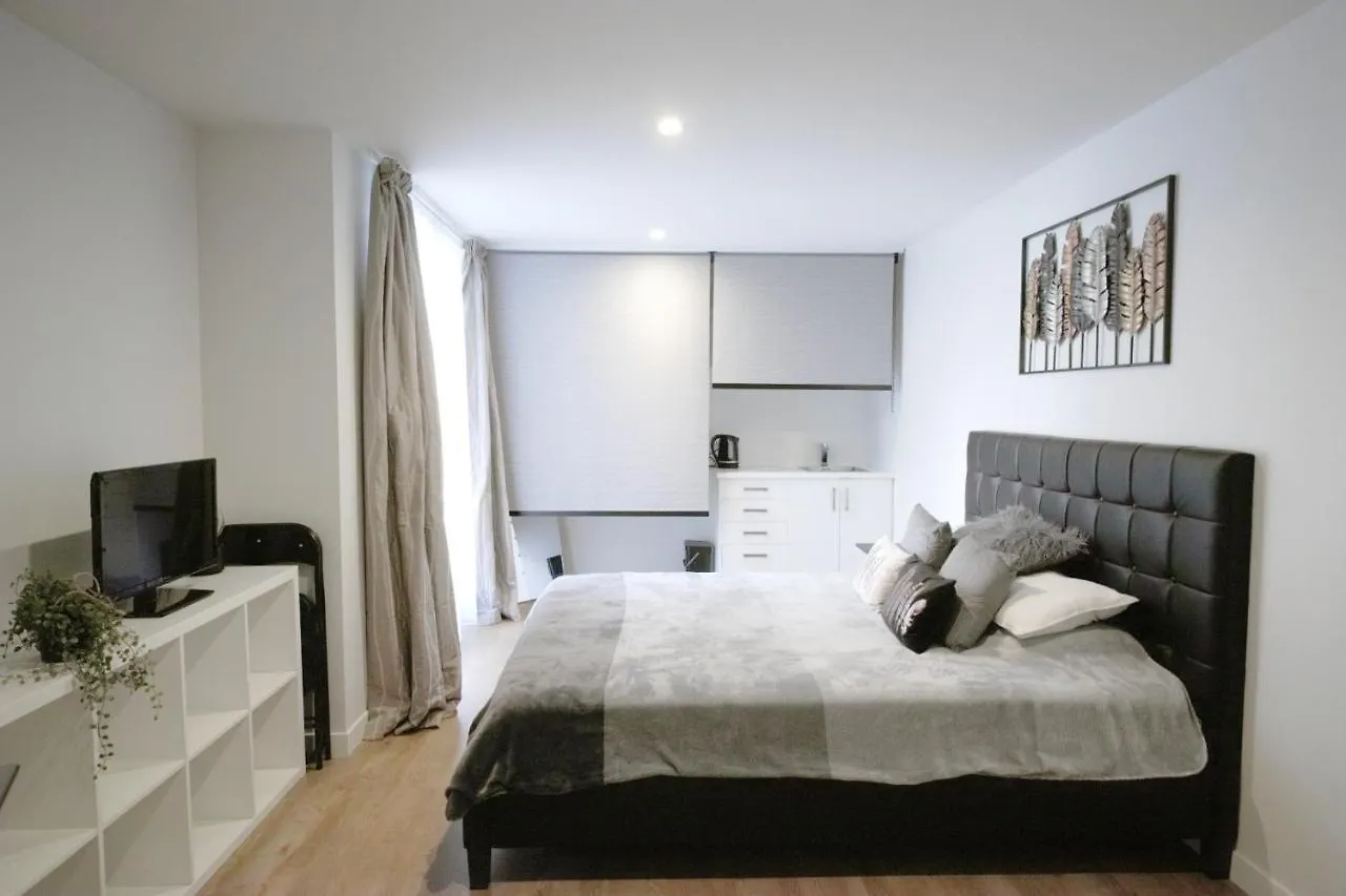 Kilmore Apartment - Christchurch Holiday Homes