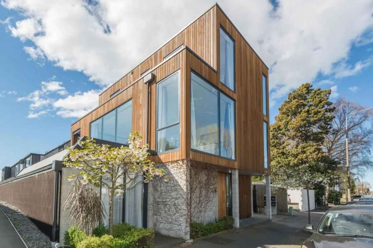 Kilmore Apartment - Christchurch Holiday Homes