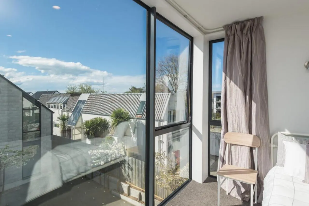 Kilmore Apartment - Christchurch Holiday Homes